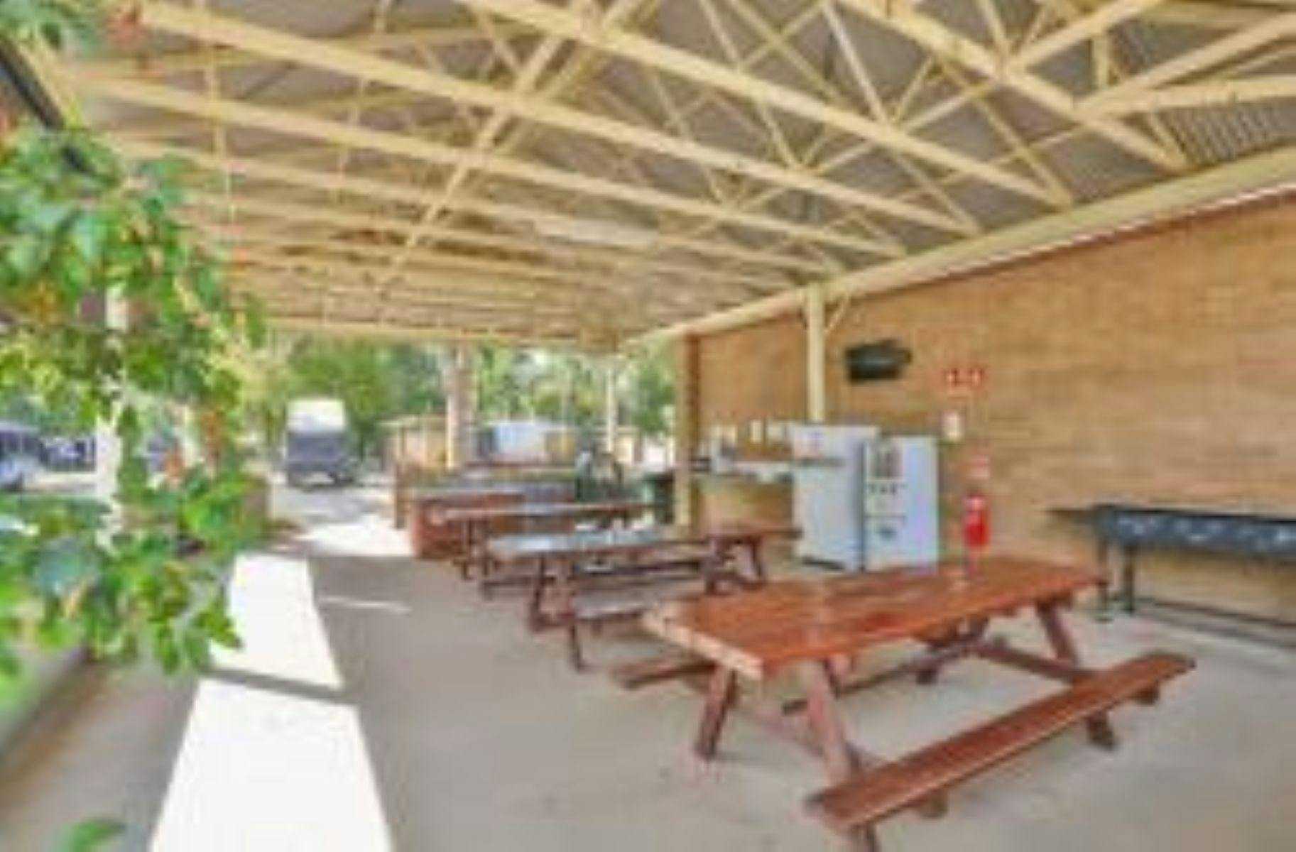 0692Ba82C6Cd136B4804F7Cd0Df33157