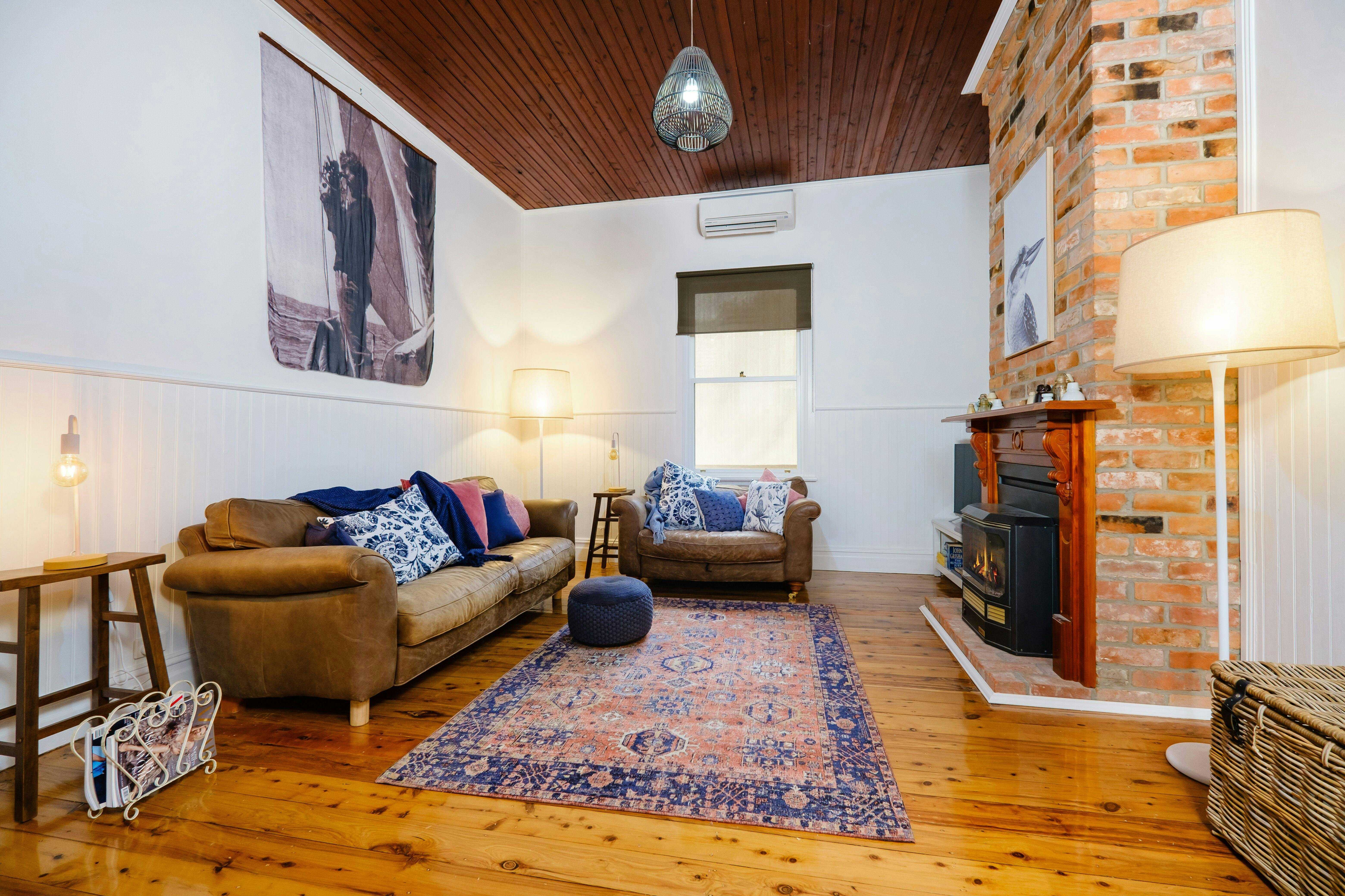 84E31A9E720Fbc2D1E0304A95A4D9C8E