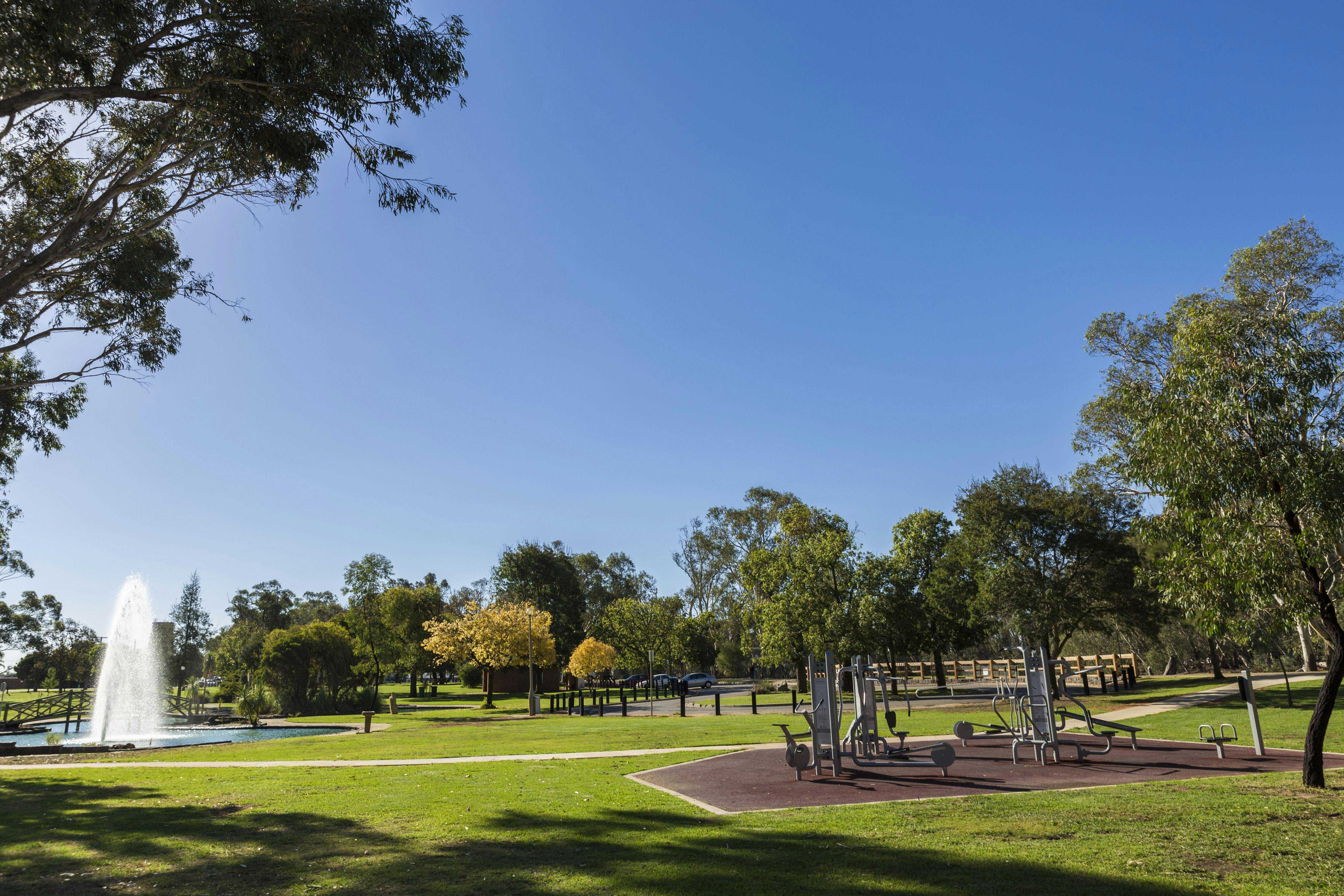 Original__9747546_Aq68_Riverside2_Lef9Wft