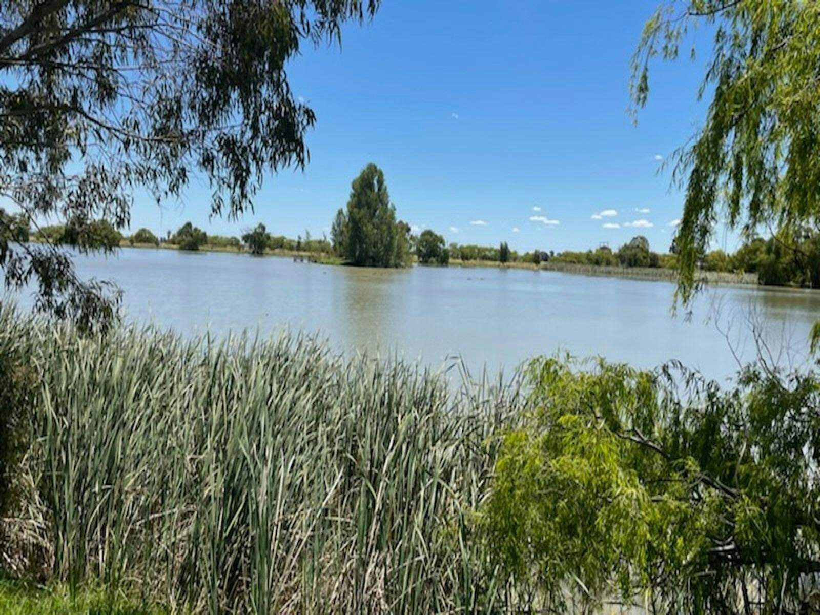 8A745766614E60E44F00E44Bdd6B9585