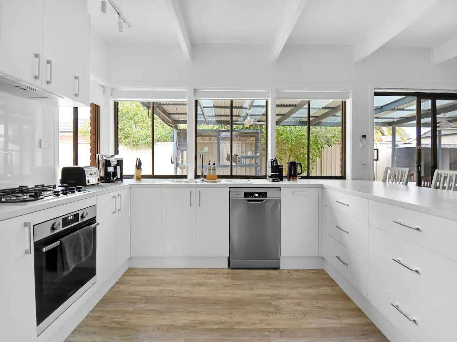 Db3E3400591273Ad19A4C08Bbdb855F9