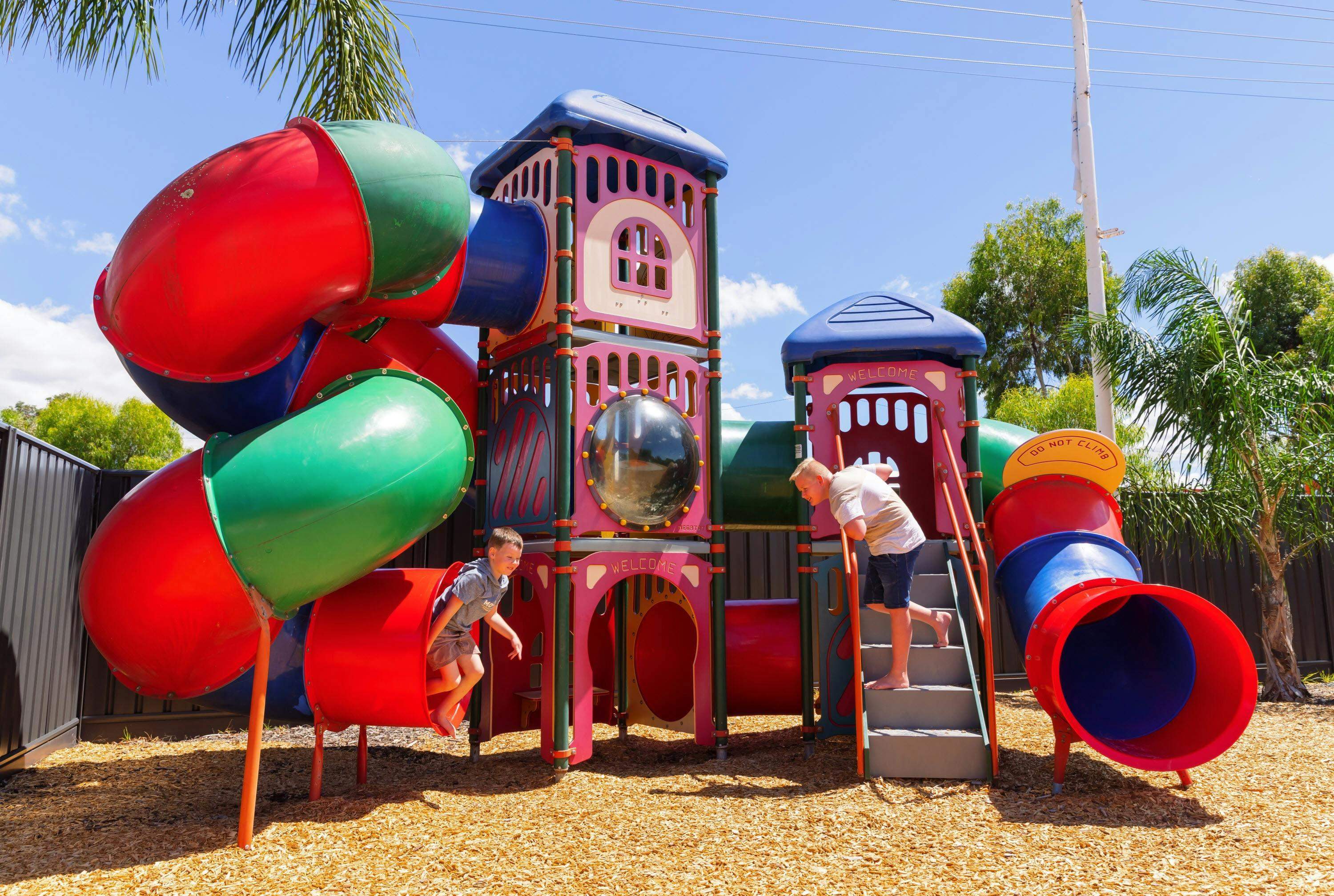 84Bf1F71329C916798193333De99D4A7