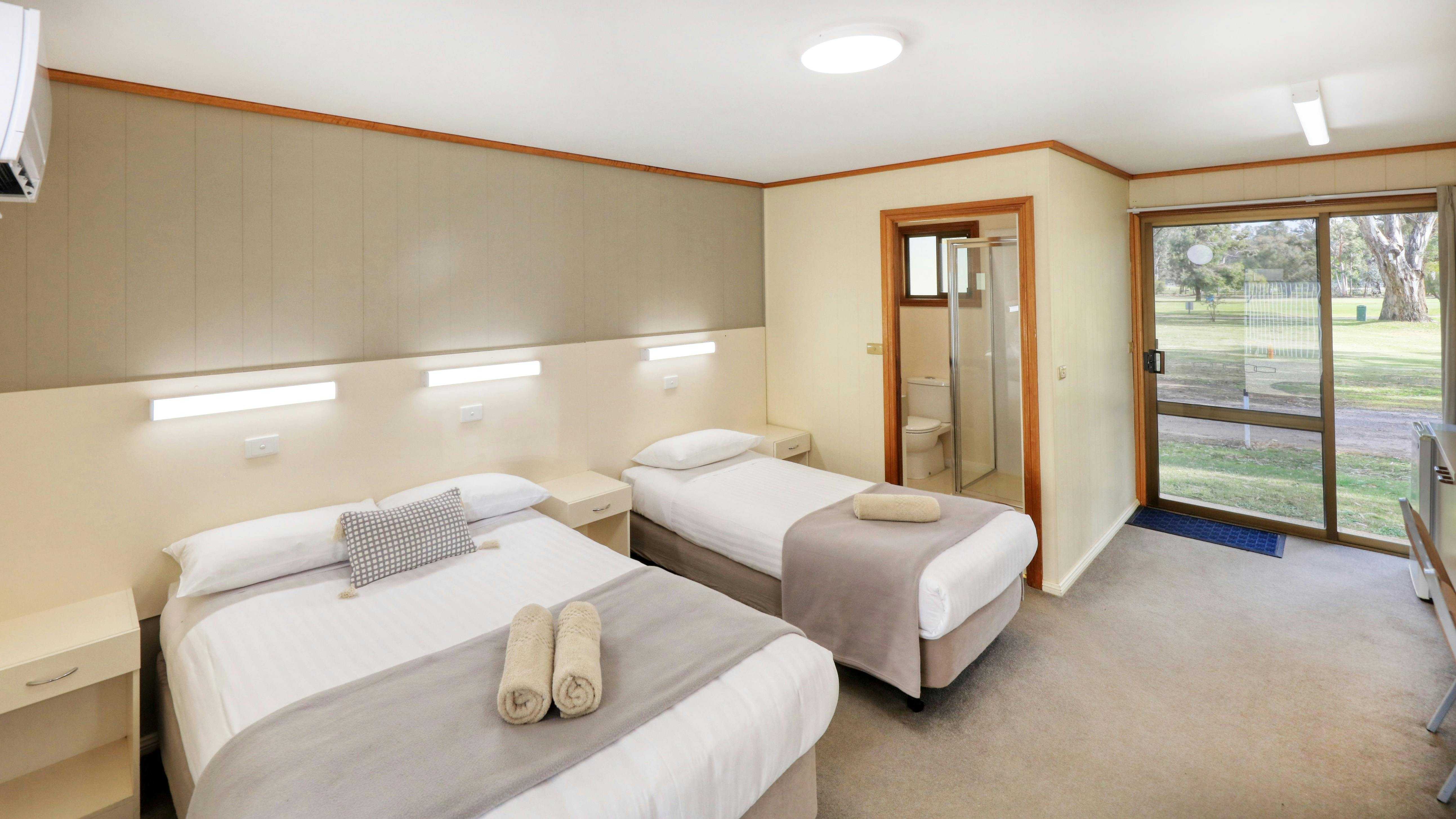 Efca3033B1A44701D7Bdd6A61Af34503