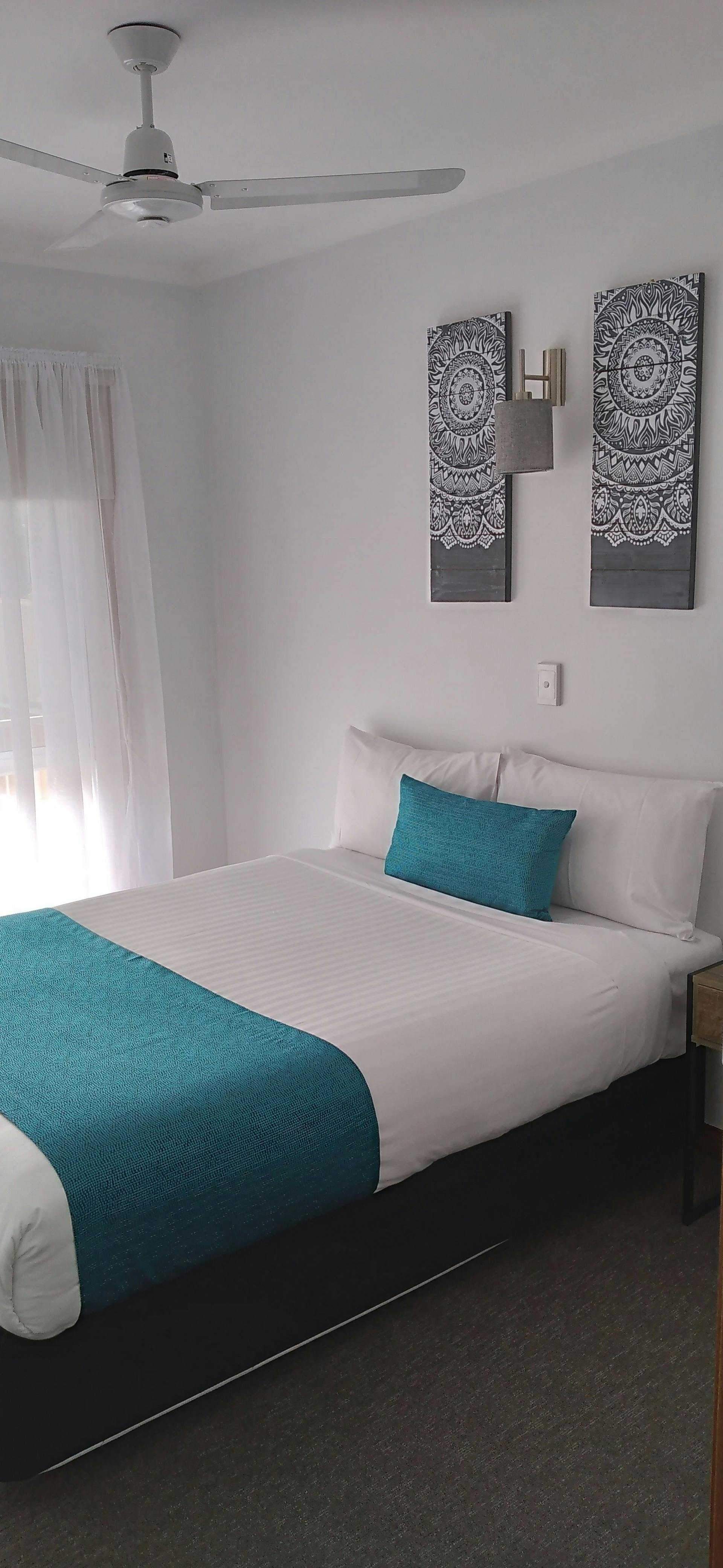 B956D1Db4055A7E81Bf1B80085F28999