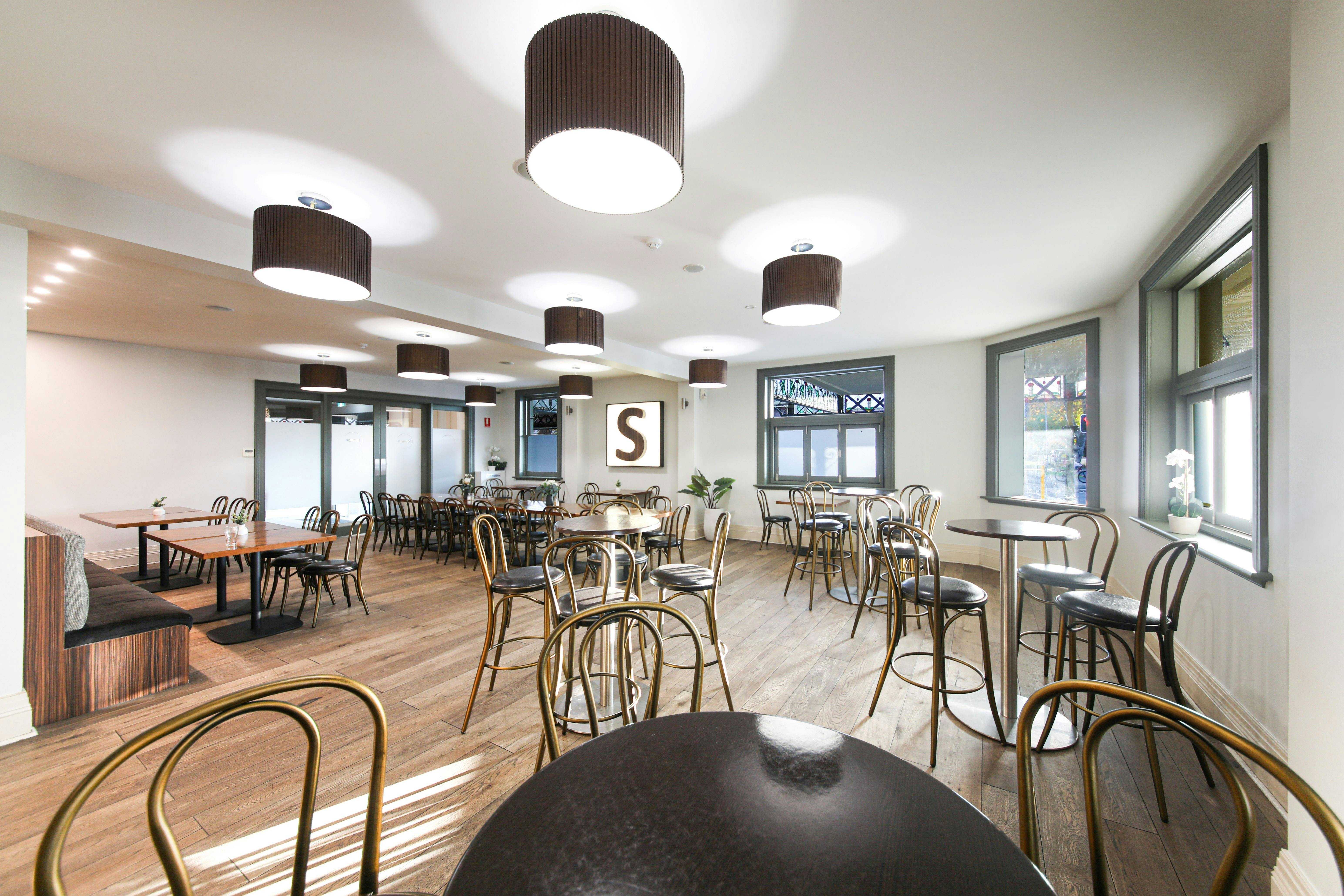 Acce835968E9B3Abf336557B00B6A393