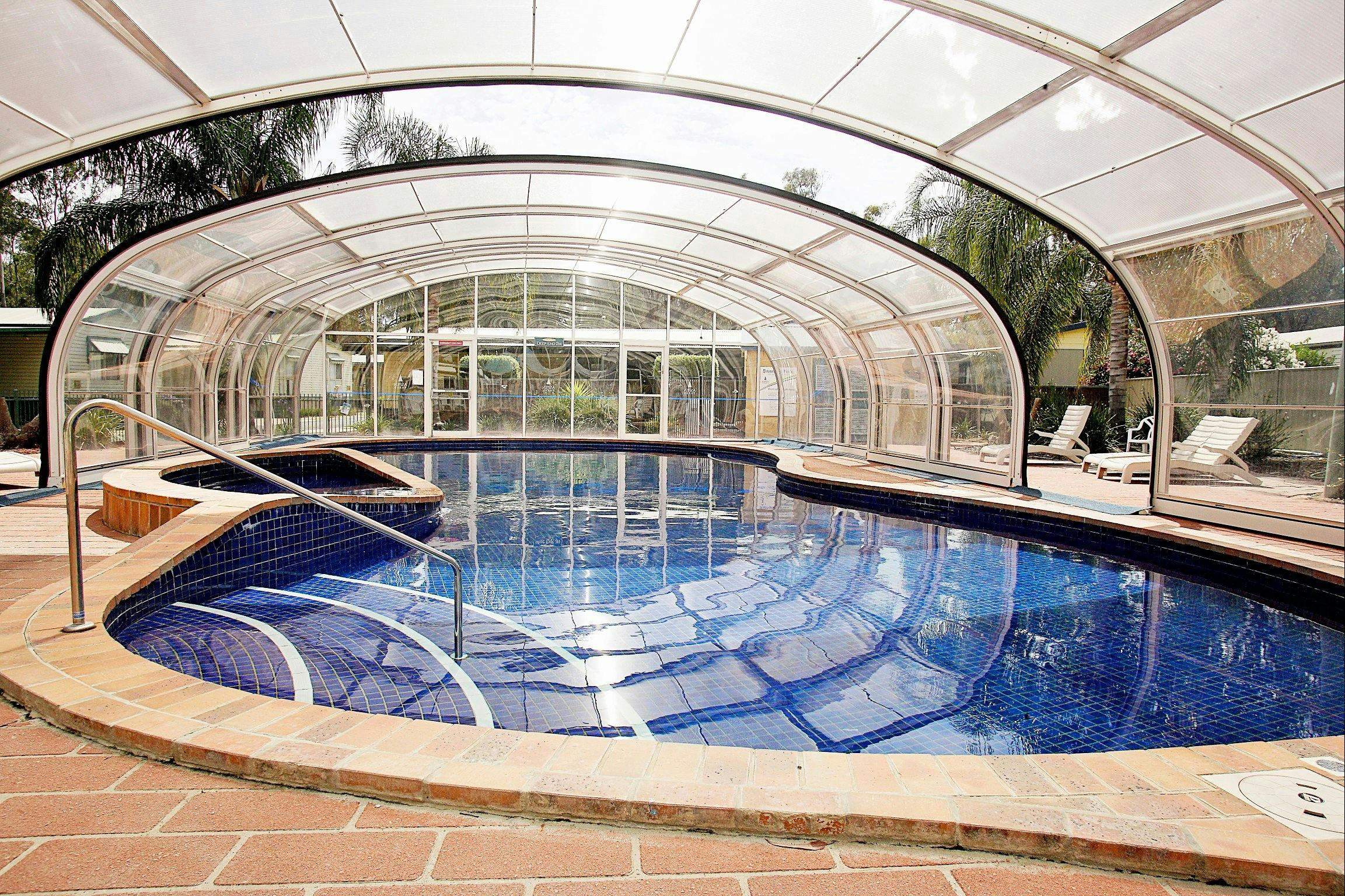 9A526D7556Acbe74B5D33Ba60Cb9D404