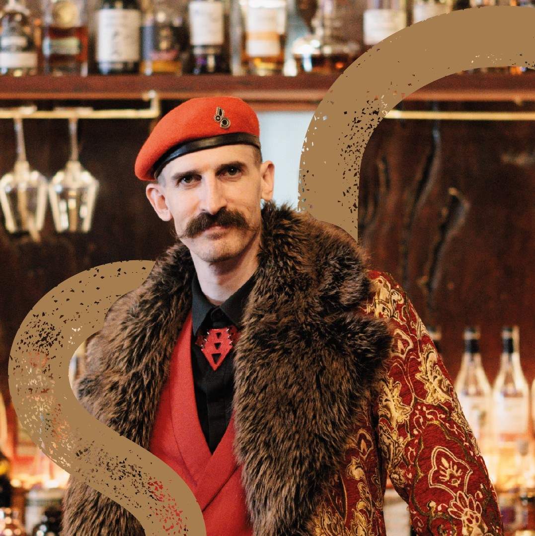 Mo M 6 Portrait 1080x1080