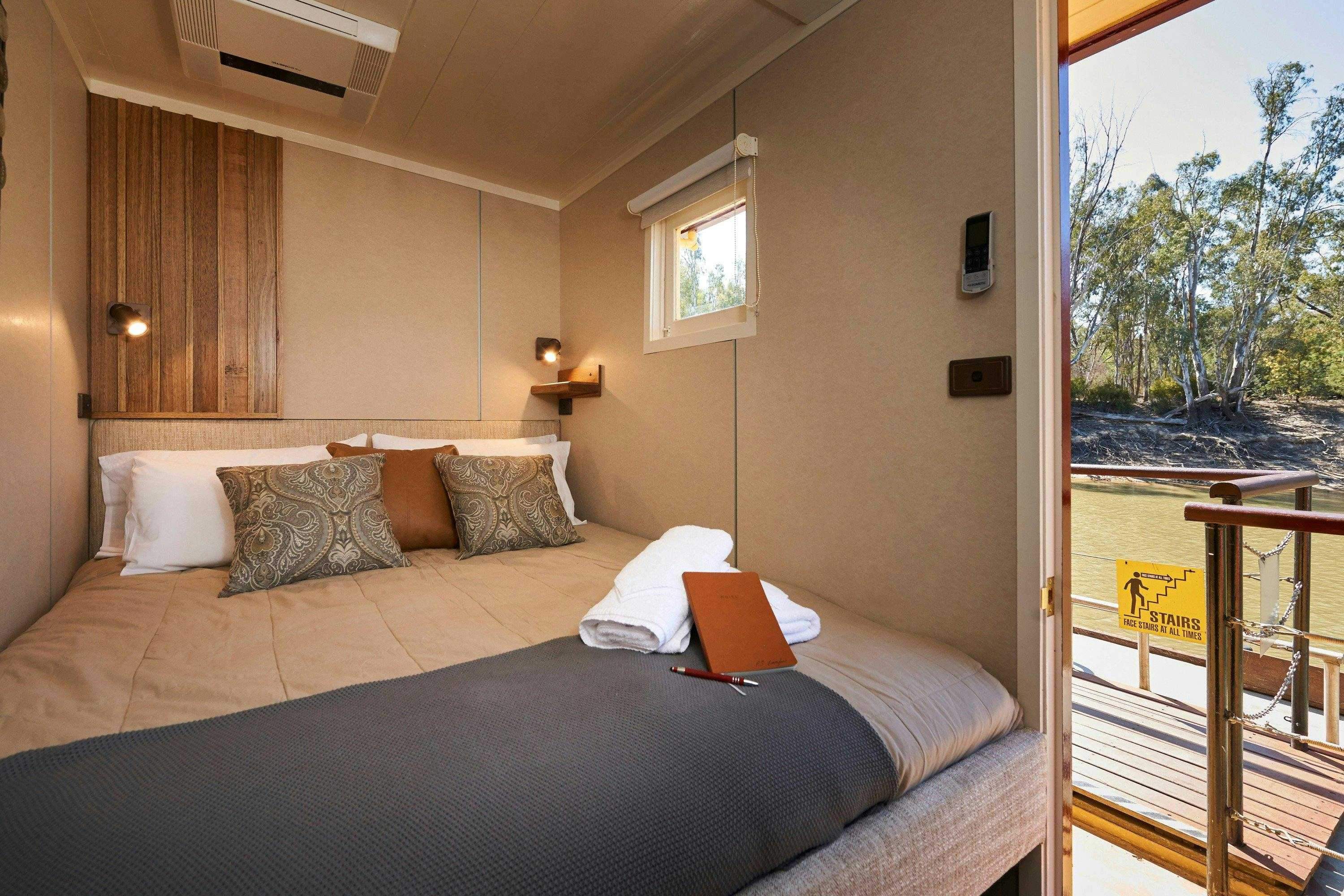 8B12F7255A904C5070338824B84234Ce