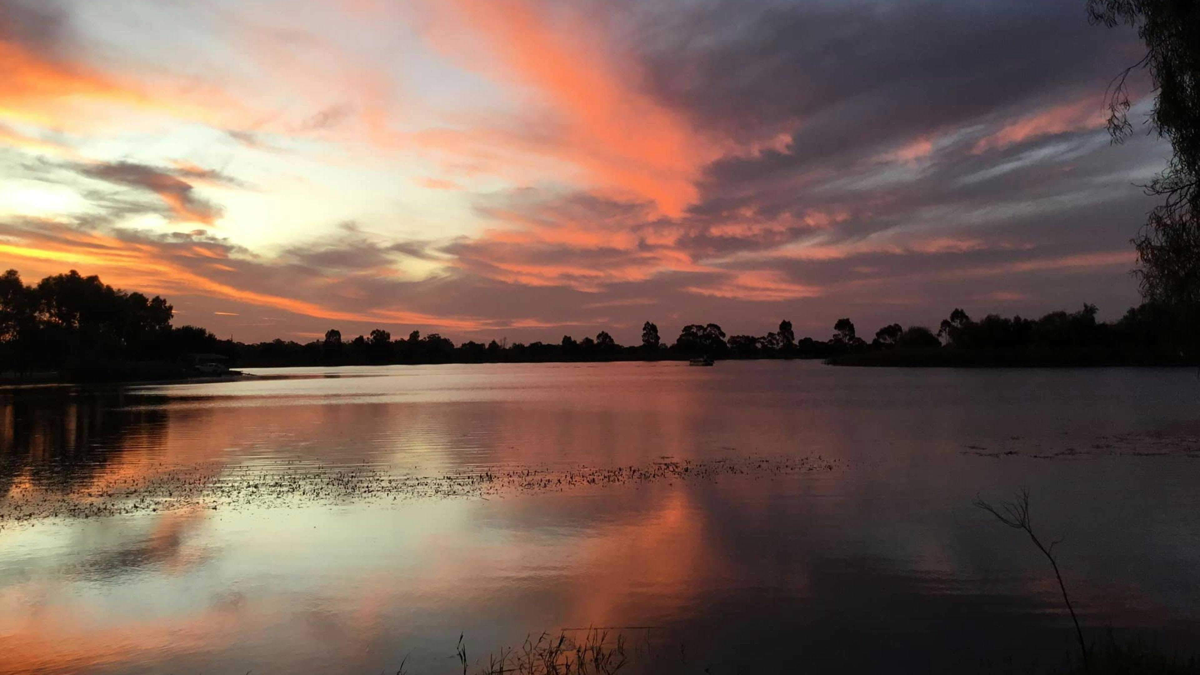 Dmg5Q3Cjwhe4Ndays9V3_C7Jooz2