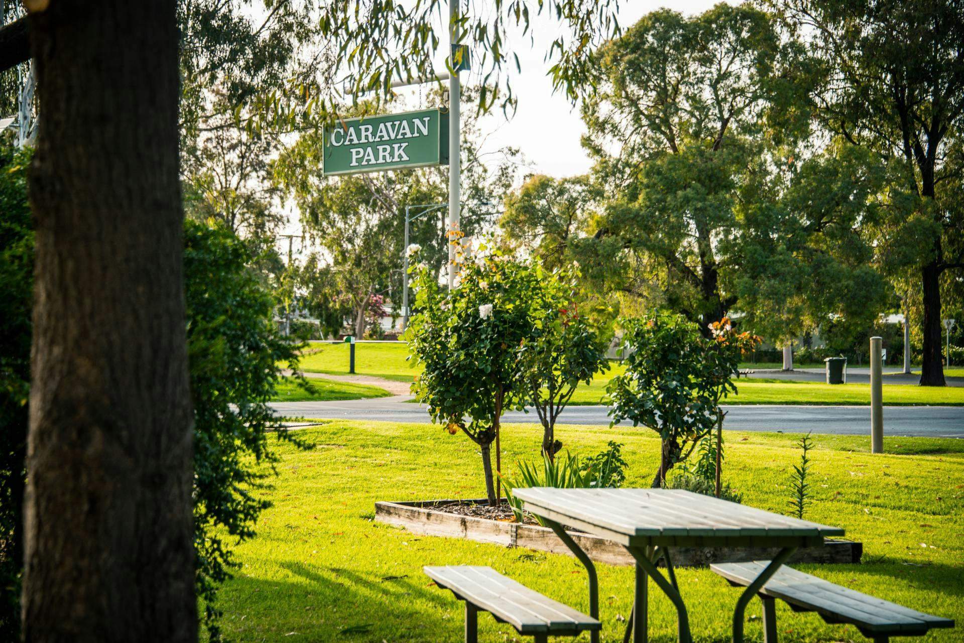 63B0024649D8B5F474E51Bfa422F05D5