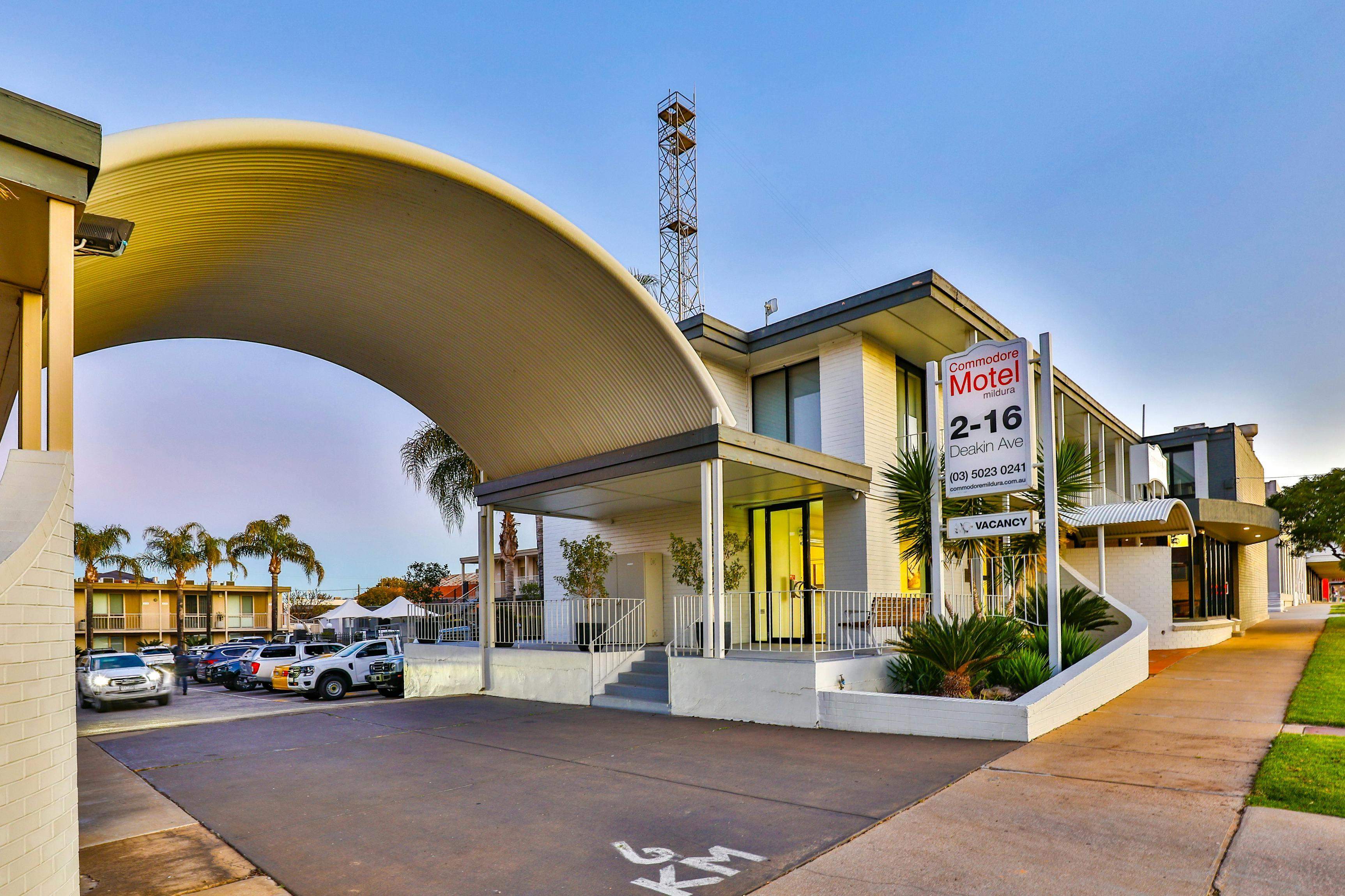 E4D310E690E1A47B6A6310162A577Ae3