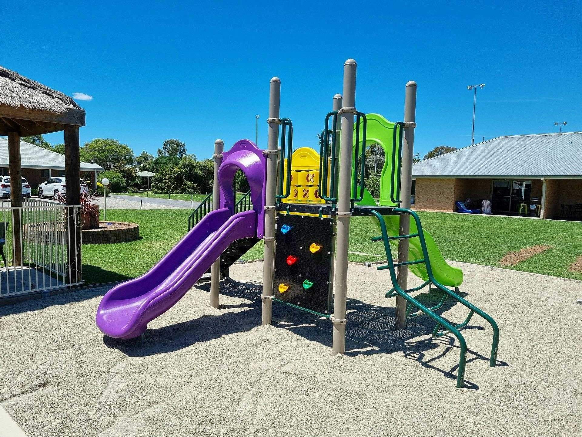 B15926B365B5C9D45Ea4F8667Aaa5471