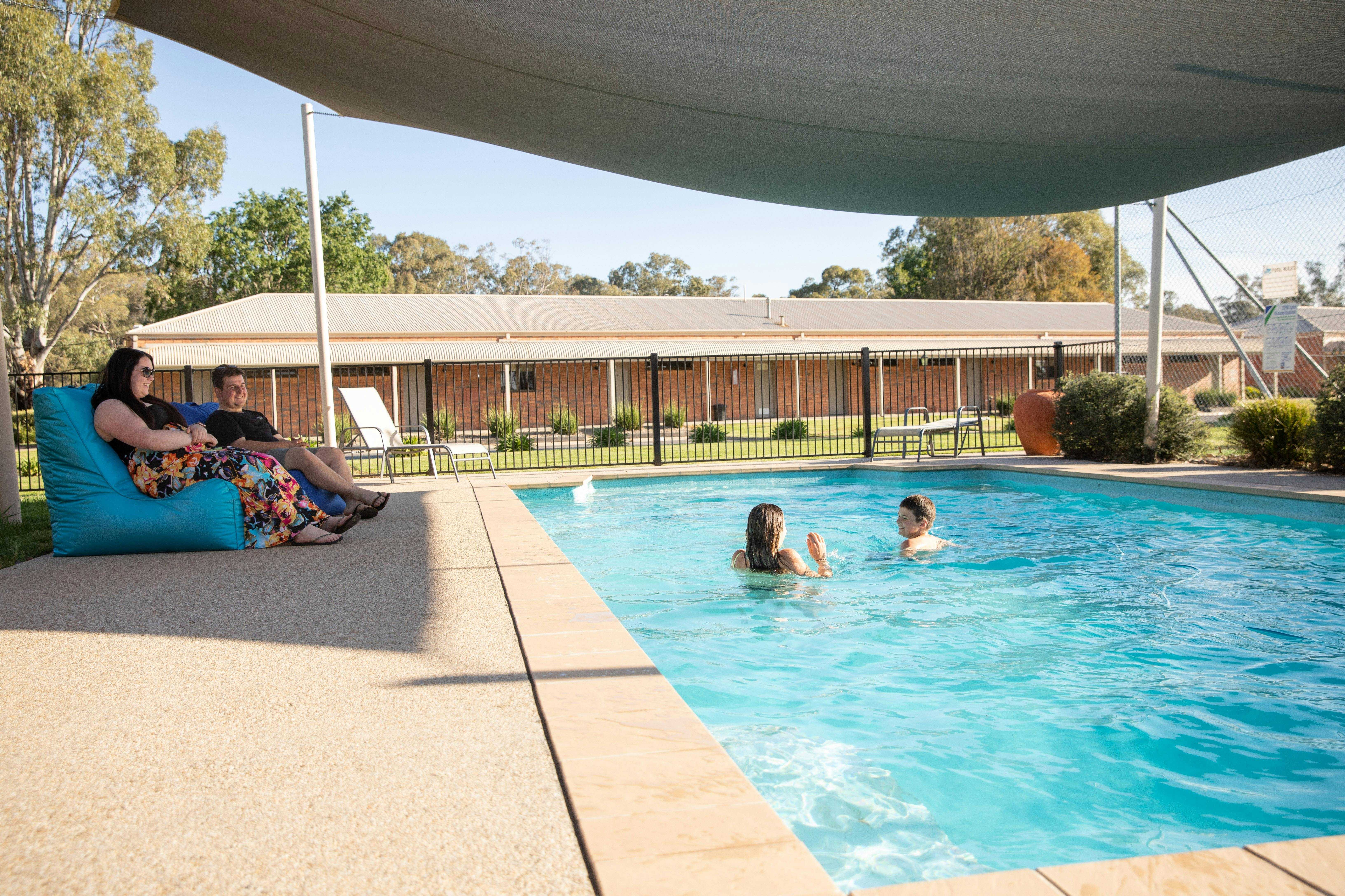 43Cbc020Cebf5Db6488Da17Ddd67Eb98