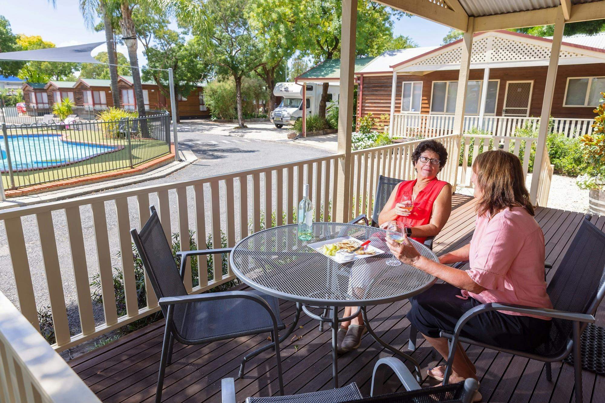 A04C3299990C4A78186812192Af42726