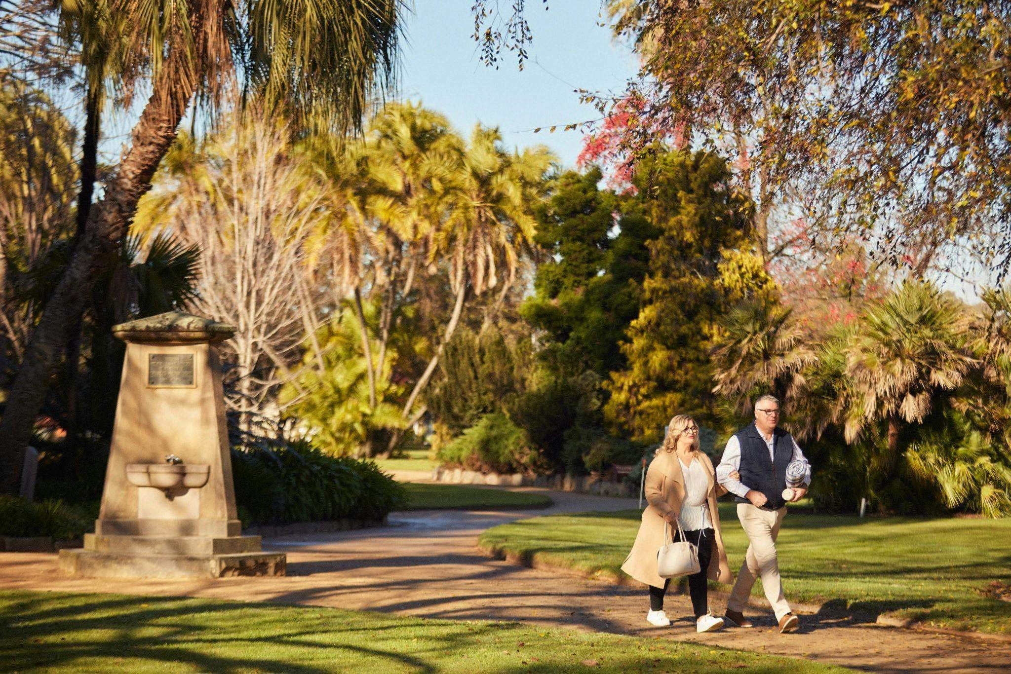 9C3110196F93Fdb01Caf08F266B7D03B