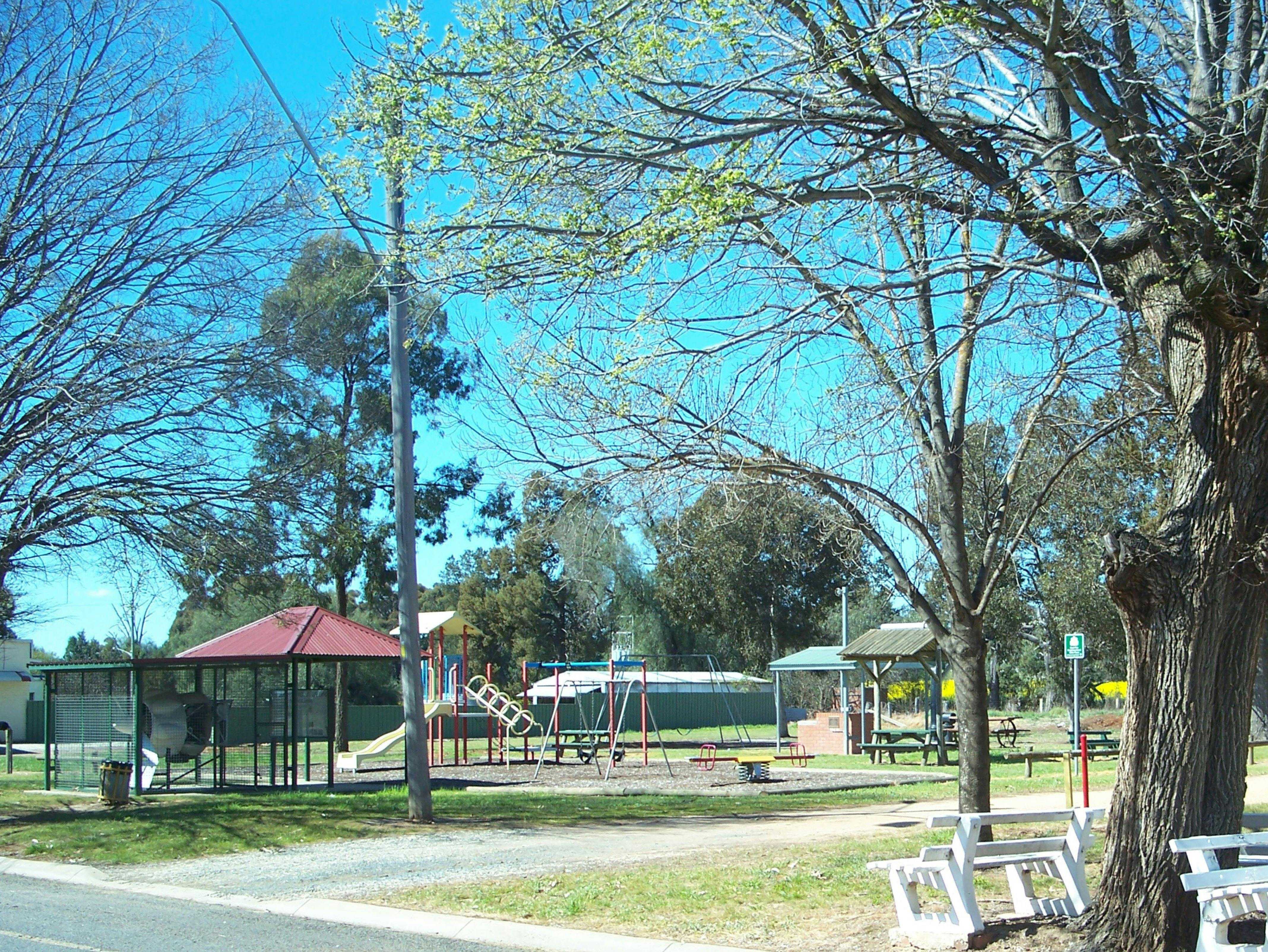 7B4Aaf3074Cfe46E15A9B37Eba8A6F64