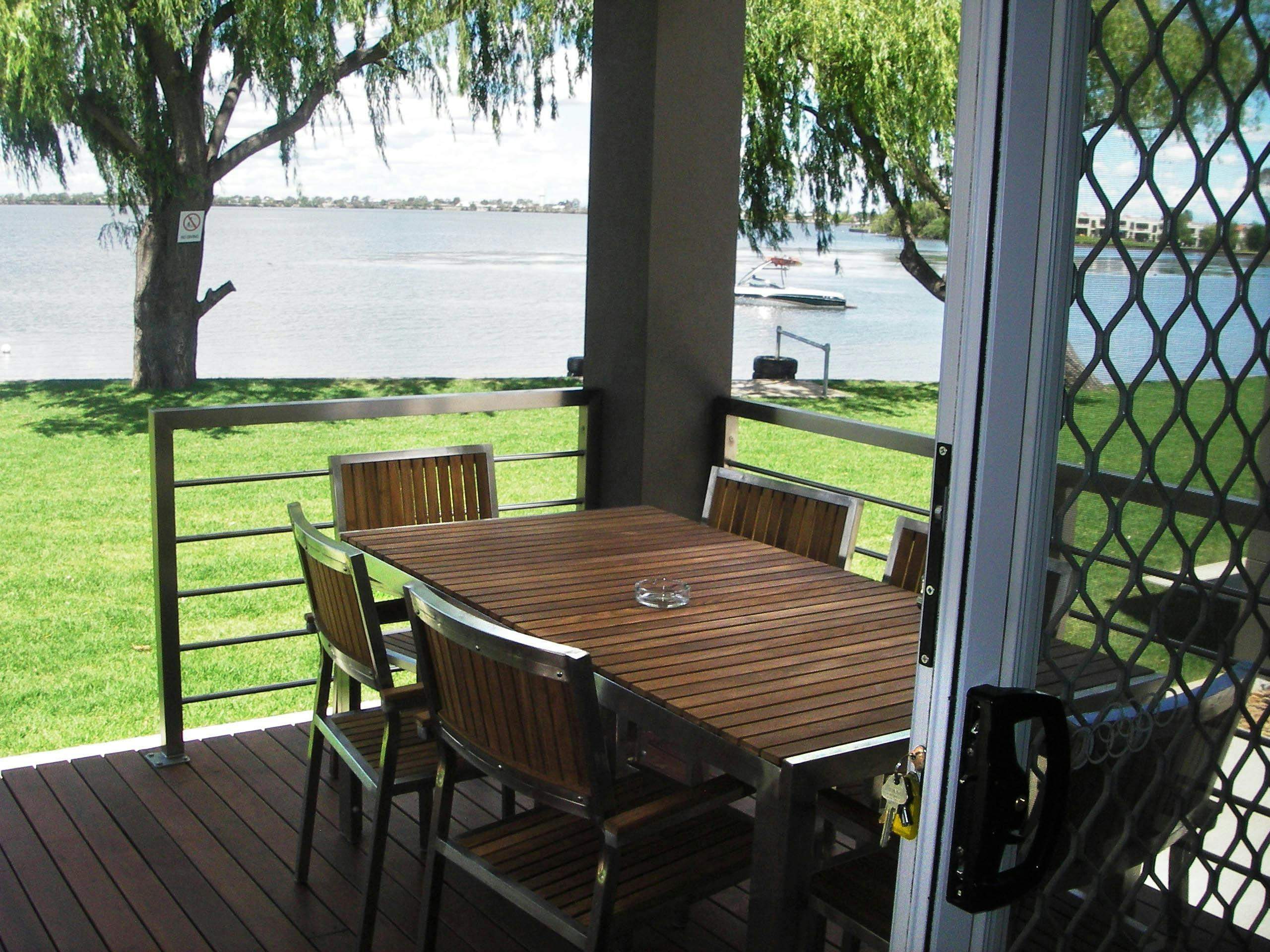 A8C566Bfe6A098B78Fa7Fe6B5885902F