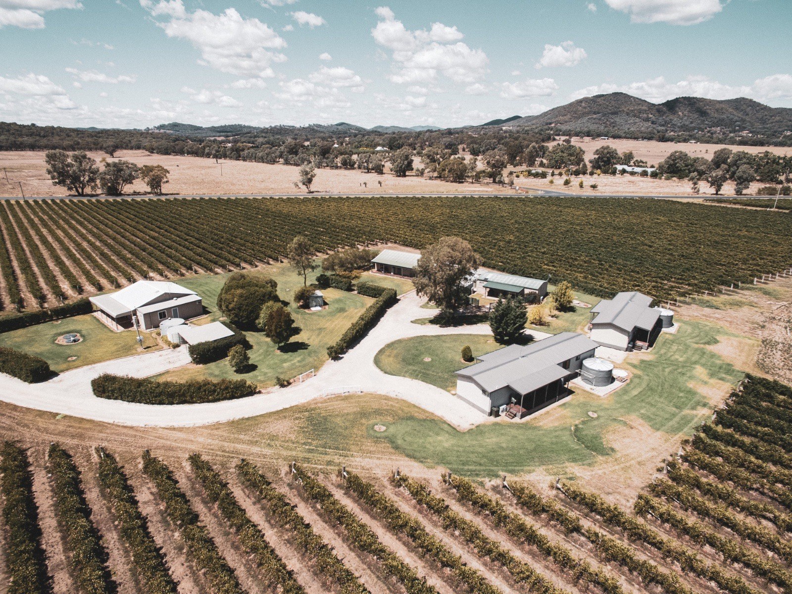 Visit Mudgee Region | Savour the essence of Mudgee at farmers quarters